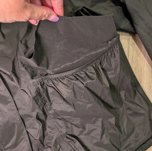 Lululemon Women's Feel the Ease Jacket - Picture 5 of 13